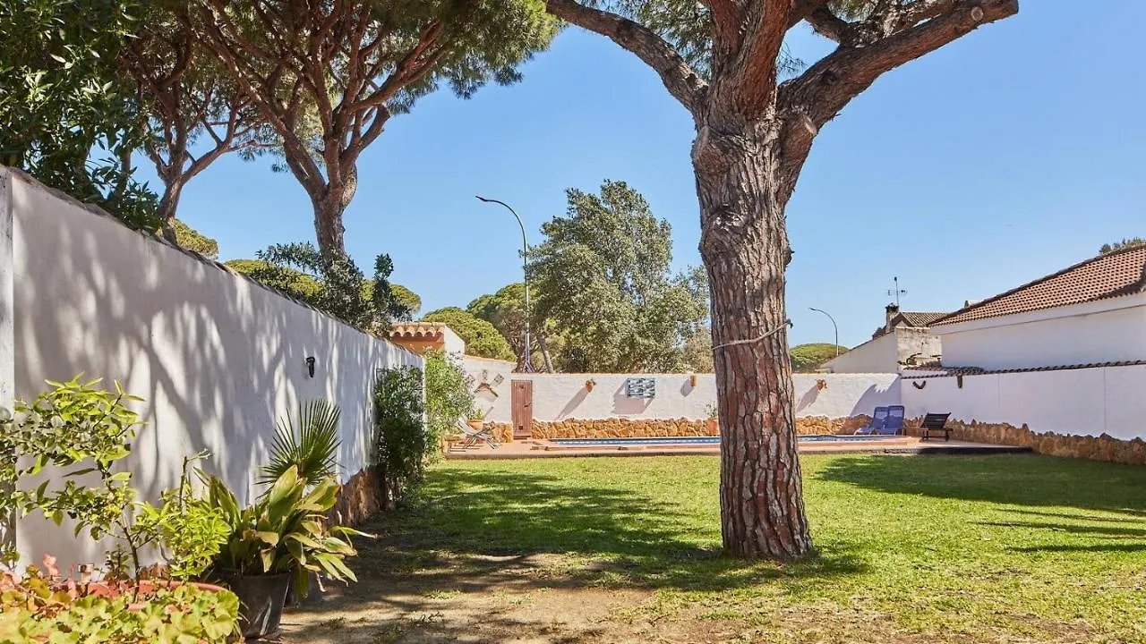 Villa Maymonis Chiclana de la Frontera by Ruralidays España